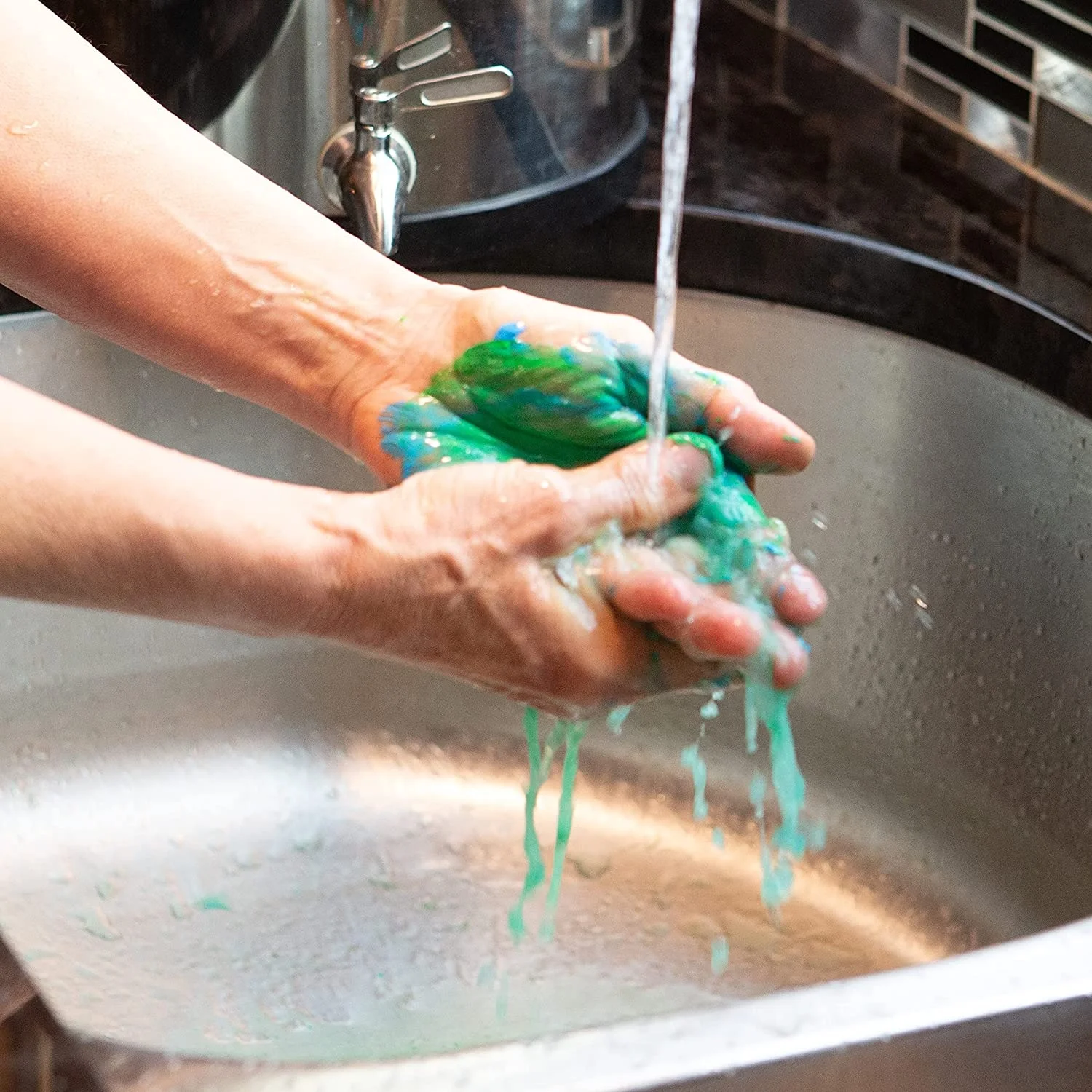 Liquid Poster Paint with 3 brushes 18 Colors Washable