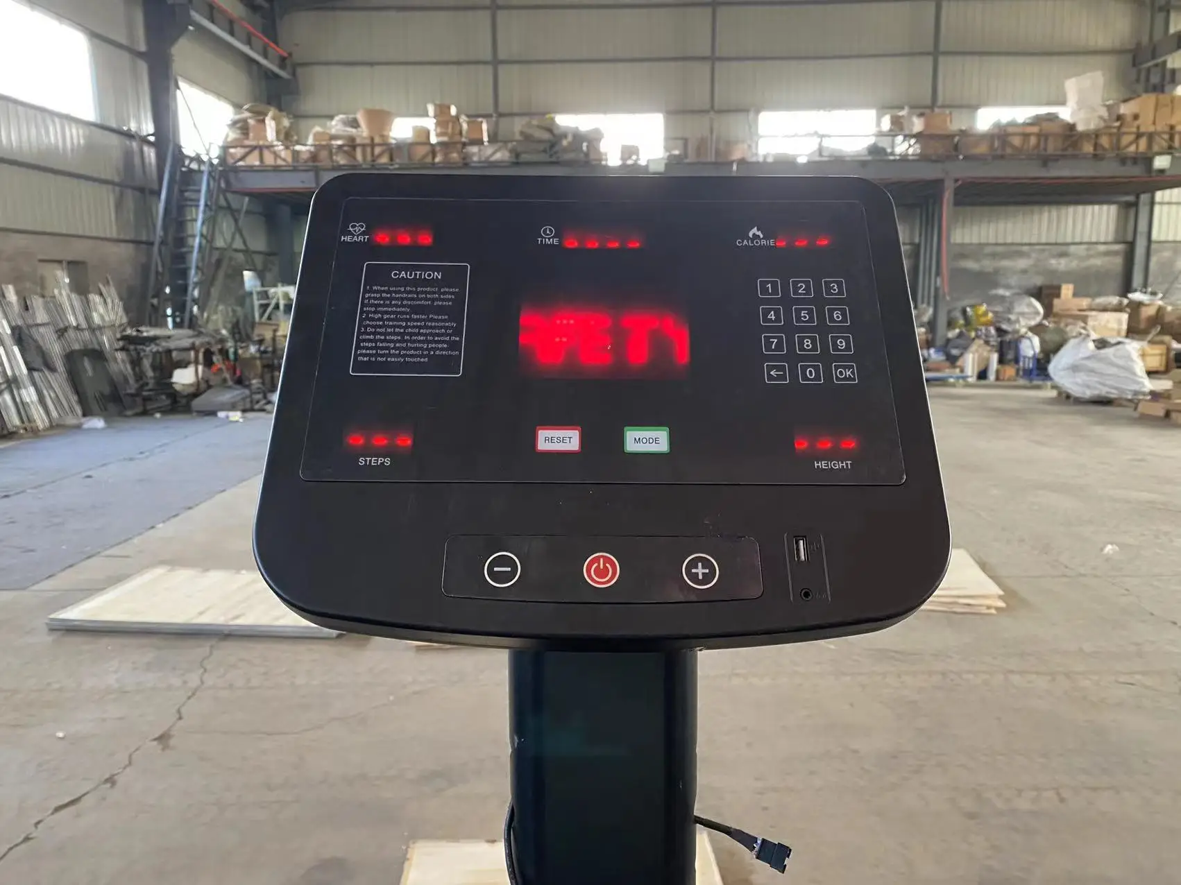 Hot sale cardio gym equipment climbing machine stair climber exercise machine stair climber truck