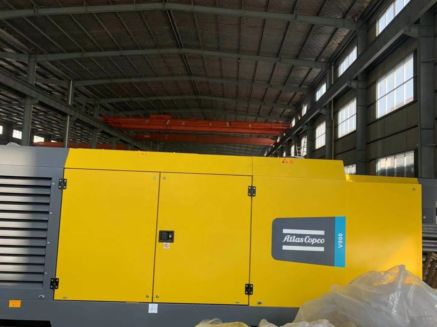 Новинка 2021 состояние продукции воздушный компрессор Atlas Copco V900 для сверления в течение одного года
