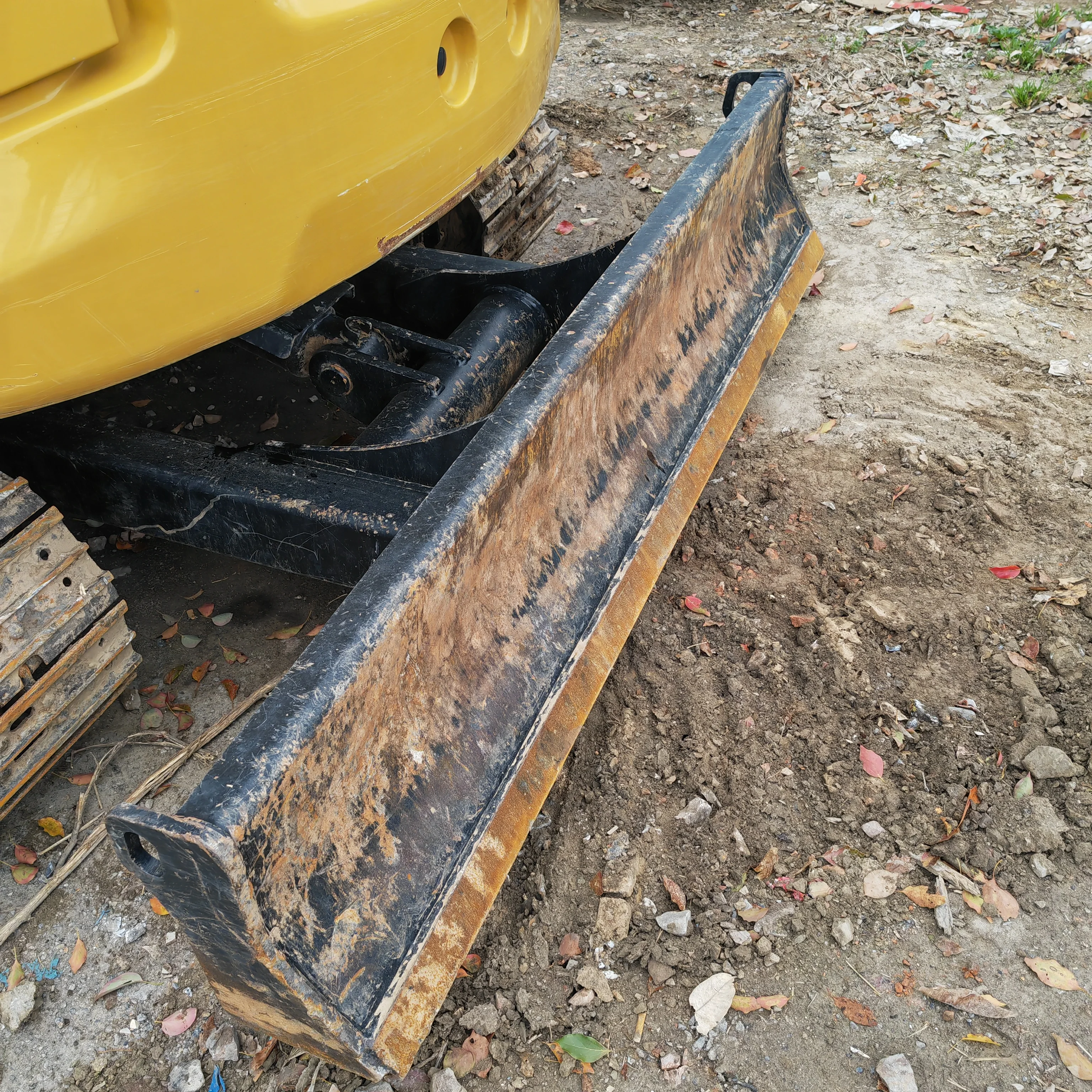 High work efficiency low price used cat 306 crawler excavator 6 ton excavator in shanghai china for sale