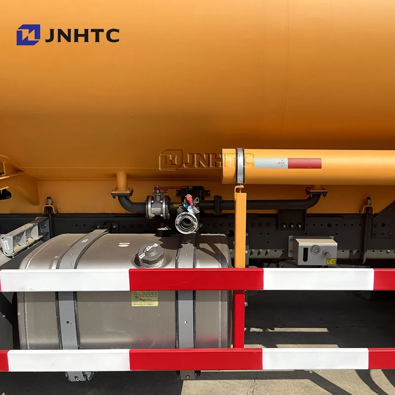 Low Price Howo Spray Watering Cart Water Tanker New/Used 6x4 10 Wheel 15000 20000 Liters 3000 Gallon Water Tank Truck