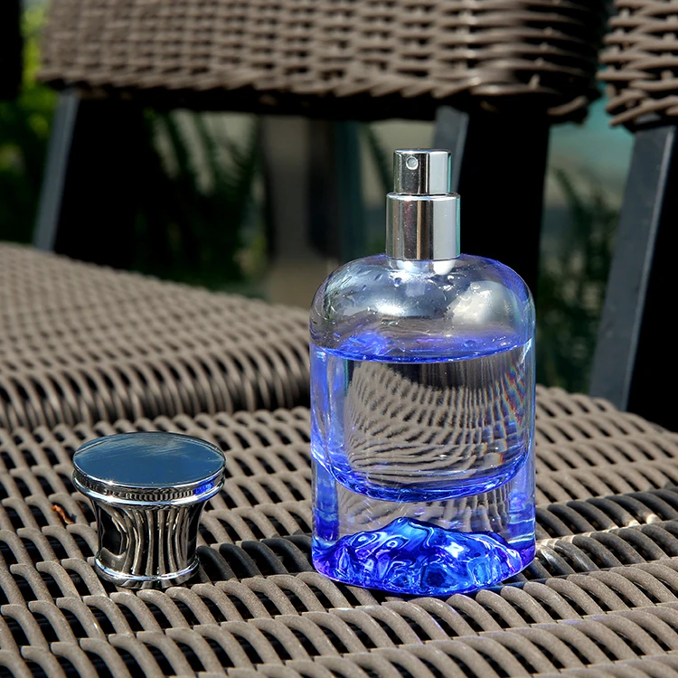 2021 Unique Design Blue Luxury Cylinder Empty Wholesale Unique Perfume Glass Bottle Refillable Glass Bottle Perfume