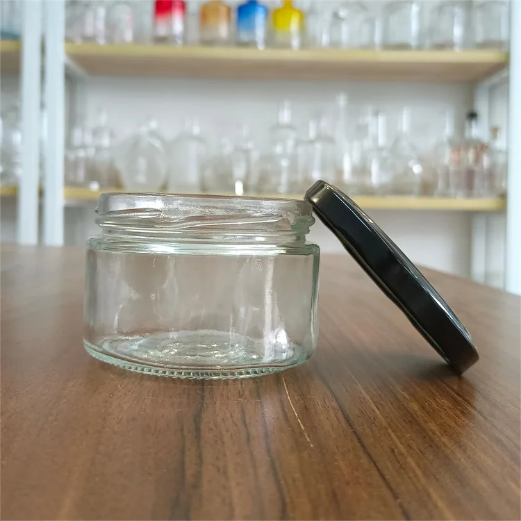 Custom Design Short Wide Mouth Cylindrical 7oz 200 ml Glass Jars For Food With Twist Off 82mm Lid