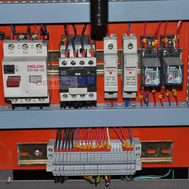 Price Multispindl Drill Head Milling For Aluminum Profile Vertical End Milling Machine