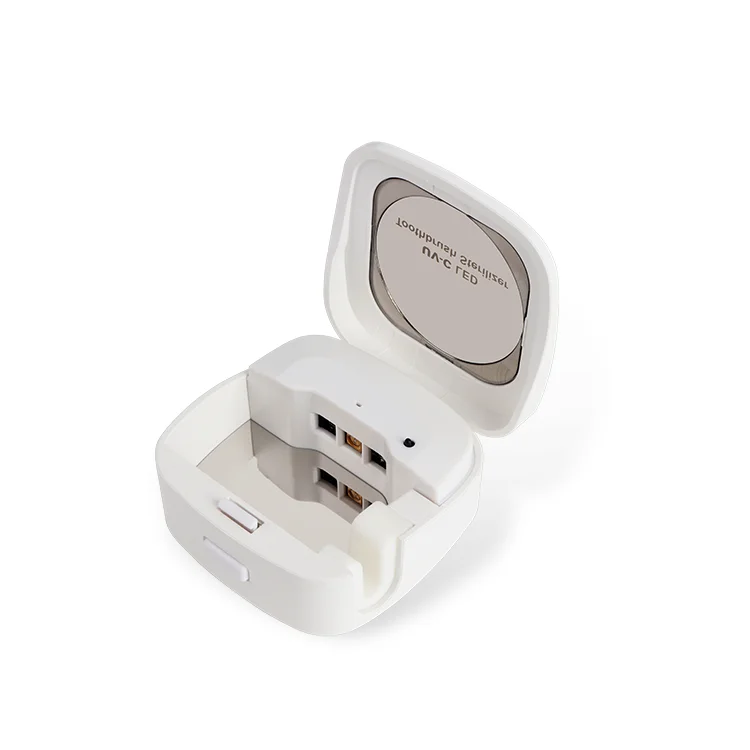 Hot sale air drying uv tooth brush sterlizer toothbrush sanitizer dry portable uvc toothbrush disinfector case