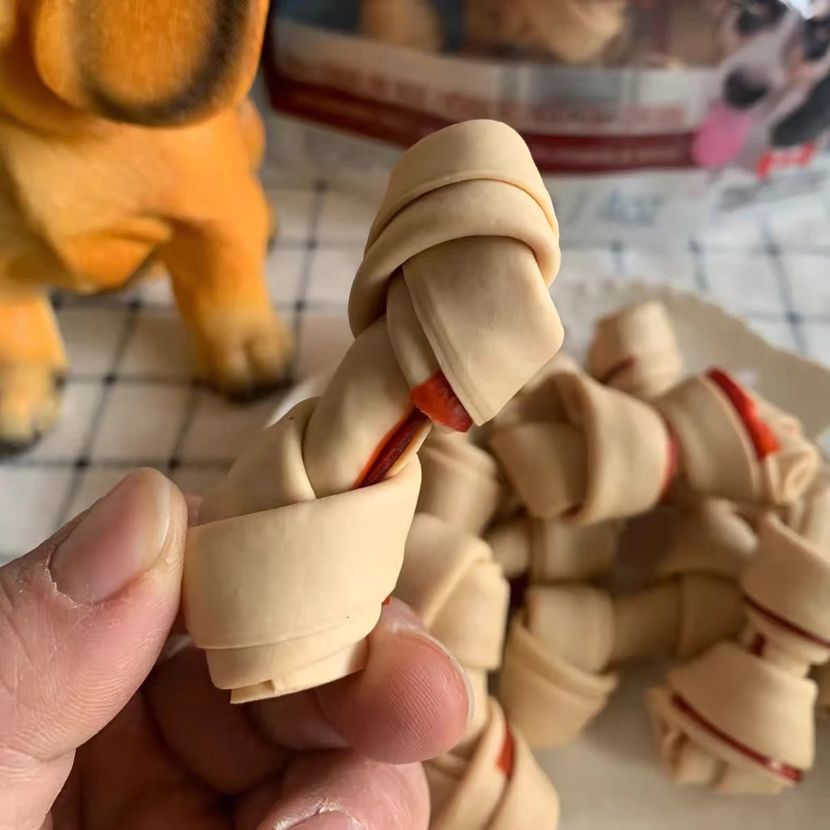 Rawhide Knot Bone pet food dog Chews Dog Treats Customized Natural training