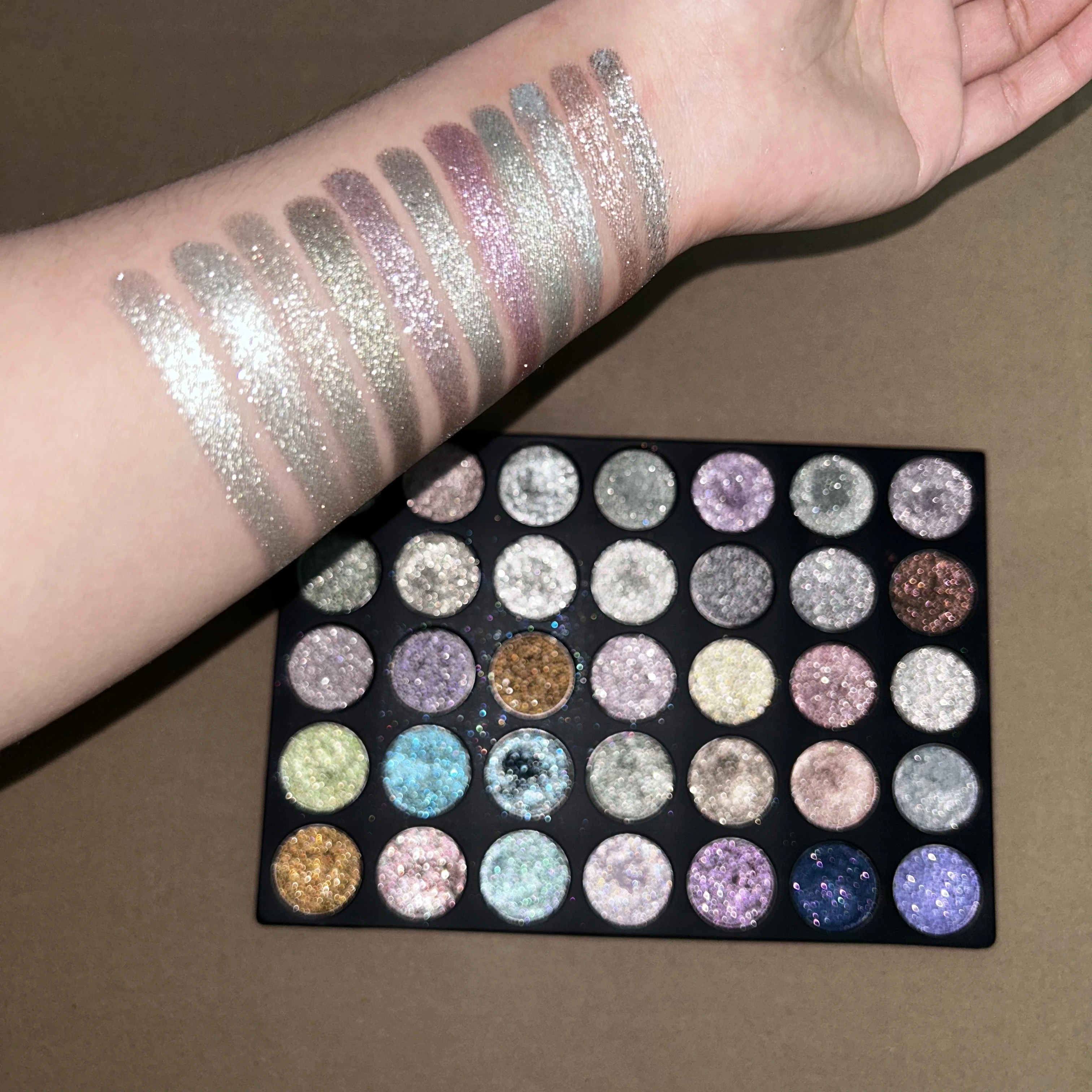 custom vegan eyeshadow shimmer Metallic duochrome sparkly glitter pigment nude color pressed eyeshades palette