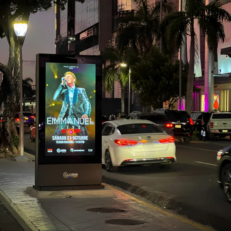 5000 Nits Ultra-Bright Waterproof Outdoor Digital Signage Android/Windows Compatible Price Display Advertising Totem Screen