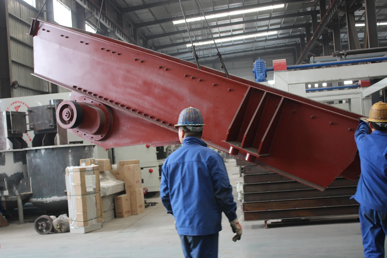 China Iso Ce Approved Professional Motor Vibrating Feeder Manufacturer
