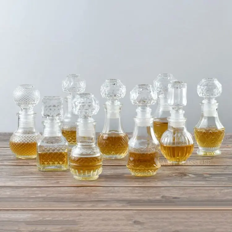 1.7 oz Mini Liquor Decanter Airtight Glass Spirit Decanter with Glass Lid Little Empty Clear Alcohol Shot Decanter