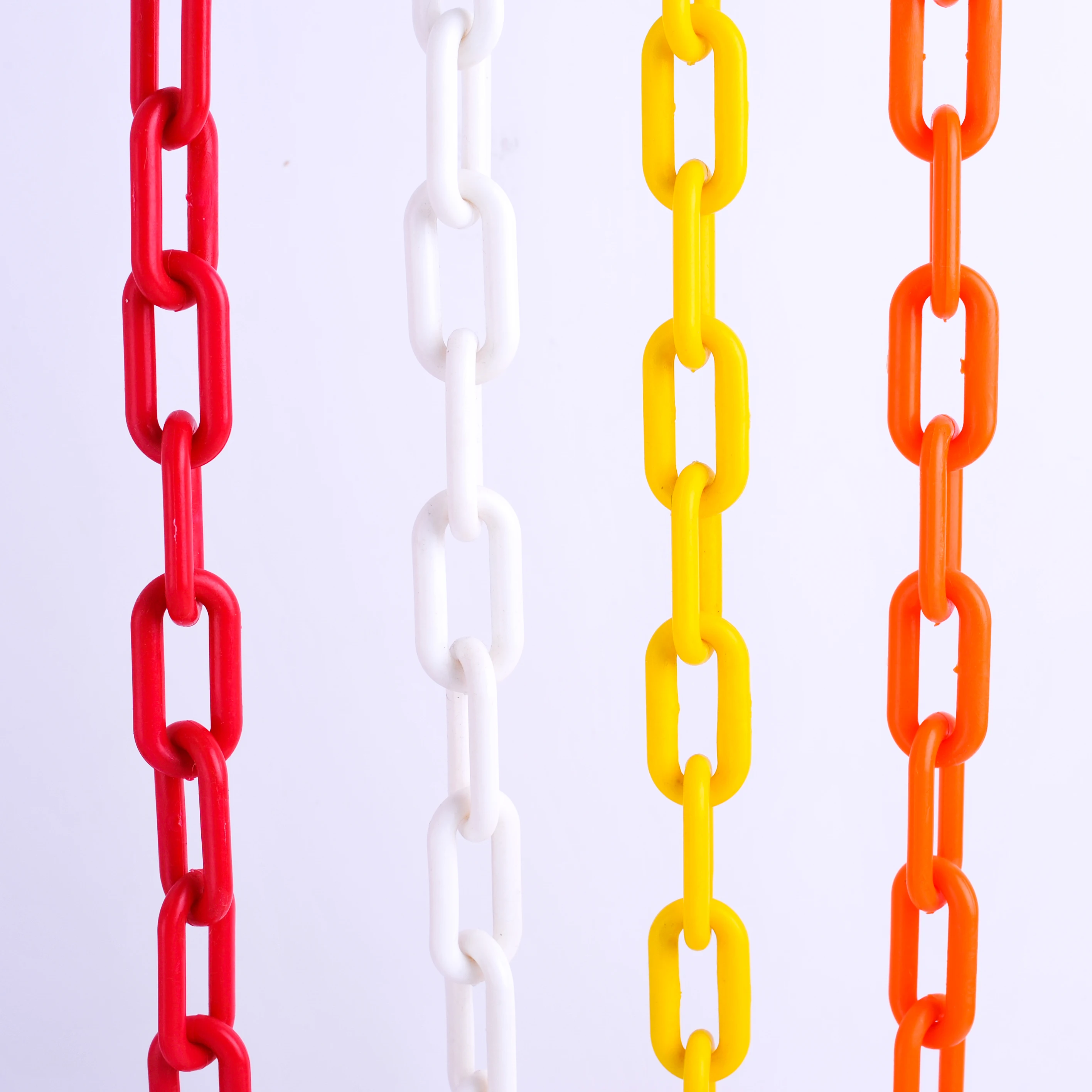 8mm Color PE PP Plastic Traffic Road Safety Barrier Steel Traffic Chain