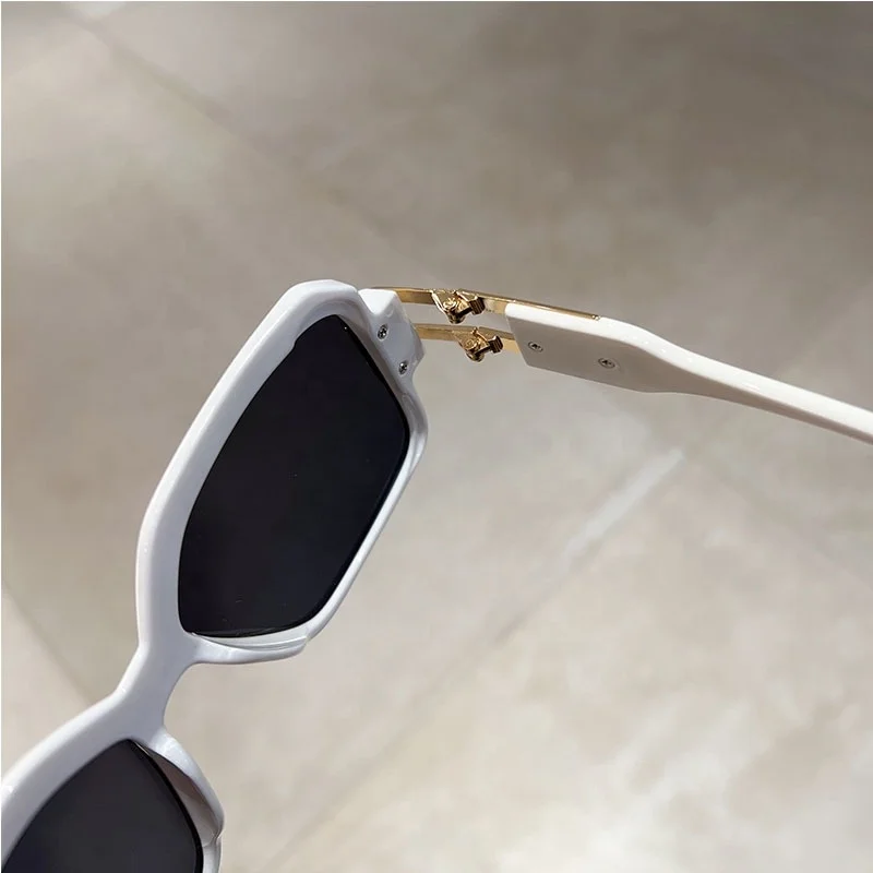 Lvcong Luxury Men High Quality New Fashion Polarized Sunglasses Big Frame Retro Square Polarized Sun Glasses Lens For Unisex