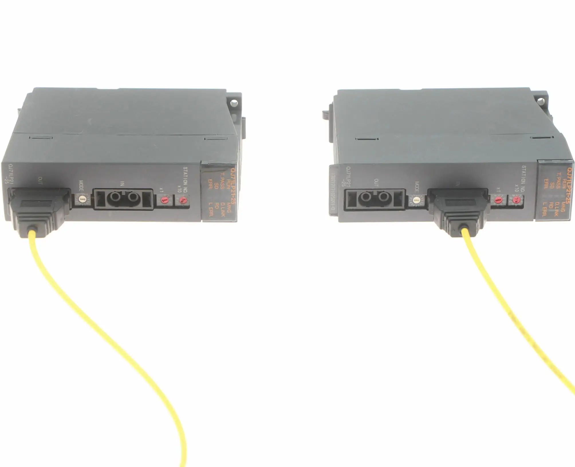 AS-2P-15M-B AS-2P-20M-B AS-2P-25M-B AS-2P-30M-B Optical Fiber Cable PLC Programming Cable for Mitsubishi