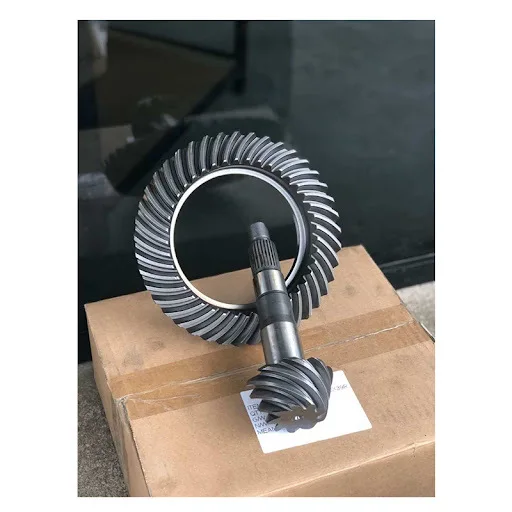 Truck differential gear crown wheel and pinion with ratio 8 for mitsubishi fuso suzuki gran Crown Isuzu Hino truck Super