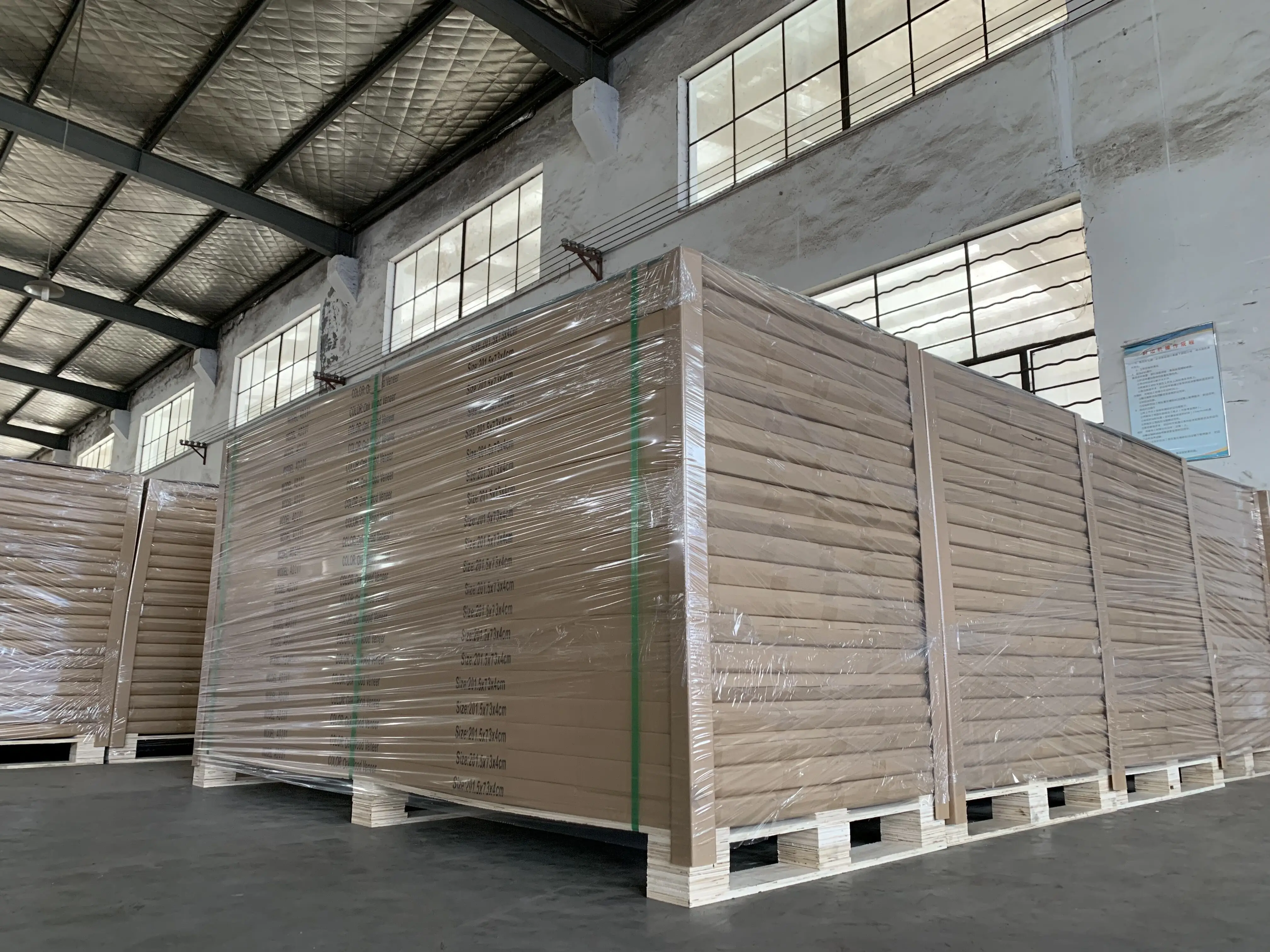 Plain indoor wooden flash swings doors design