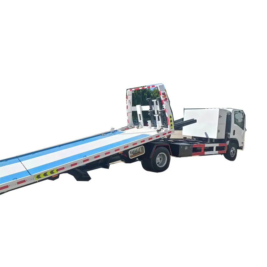 Best Condition ISUZUs 700P Car Carrier Tow Truck Road Rescue Rollback Trailer 5 Tons Flatbed Platform Wrecker for Sale