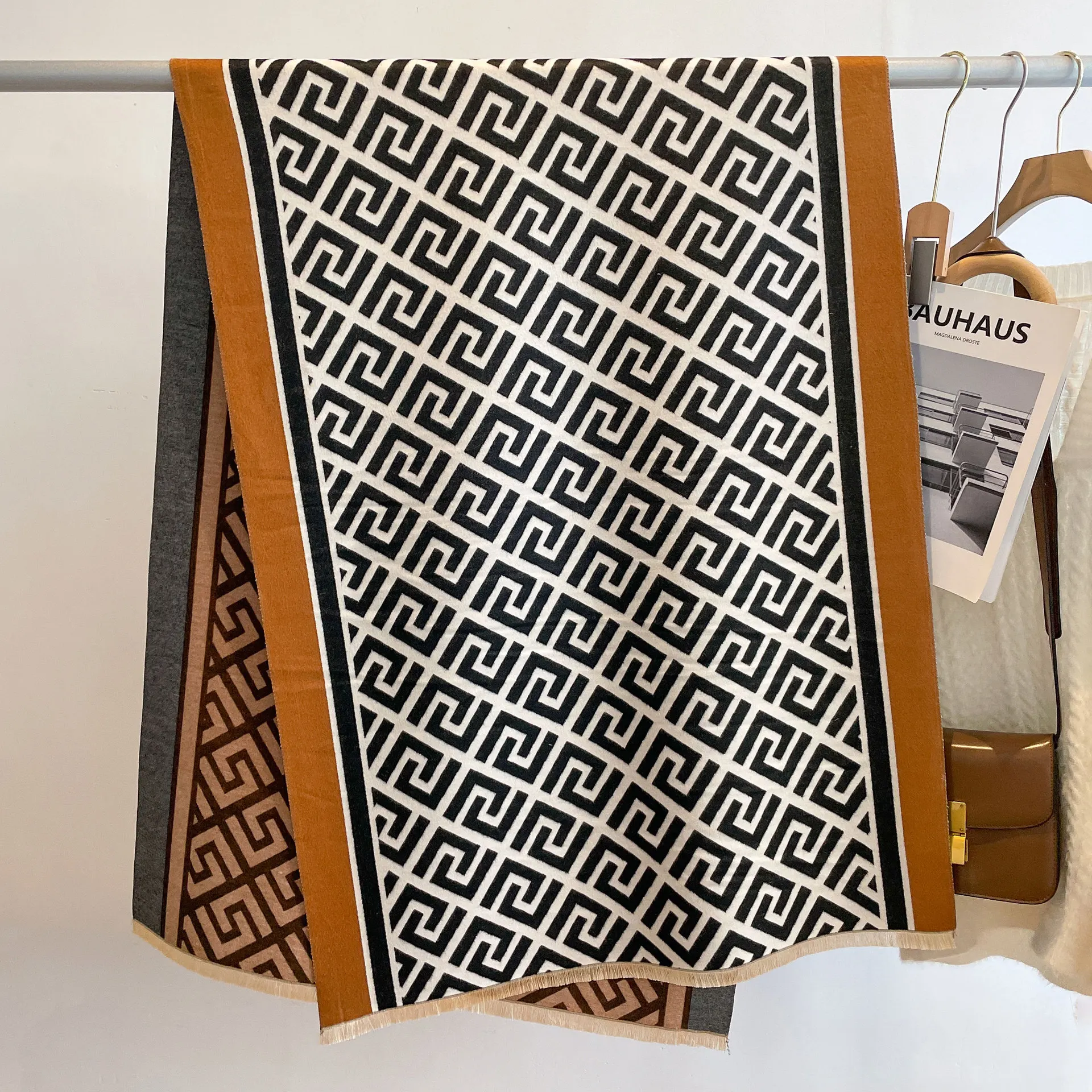 2022 Winter Designer Scarfs Zipeiwin Cashmere Shawls Fashion Long Stoles for Ladies