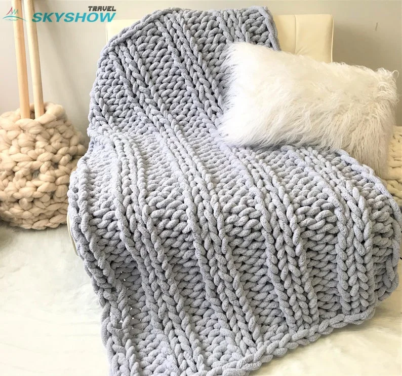 
Hot sale 100%hand made machine washable no pilling chenille yarn home decor sofa throw chunky knit blanket 