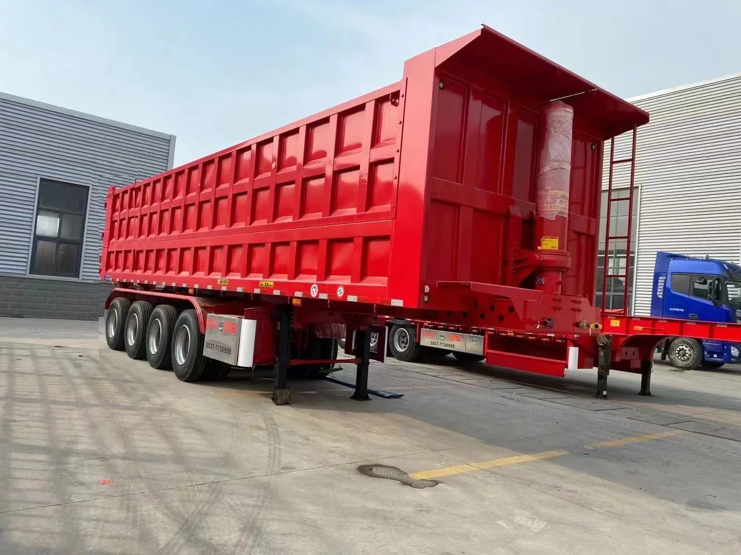 Tri-Axles 28CBM Dump Semi Trailer For Saudi Large quantity inventory