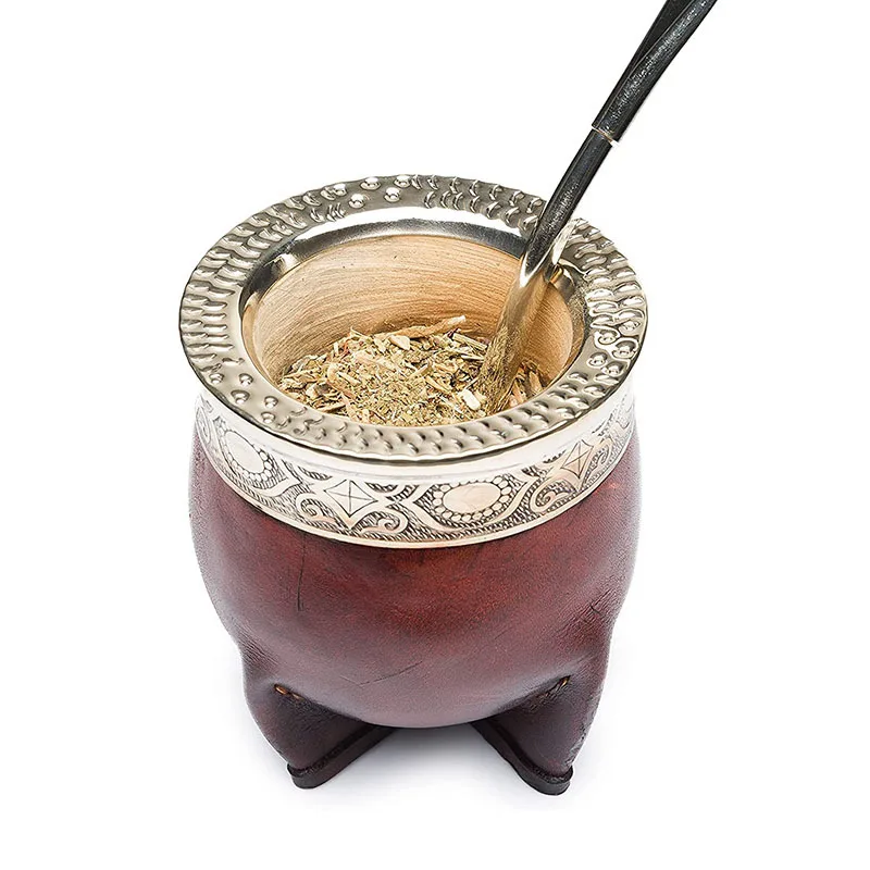 Yerba Mate чашка с кожаной оболочкой Изолированная Тыква чайная соломинкой