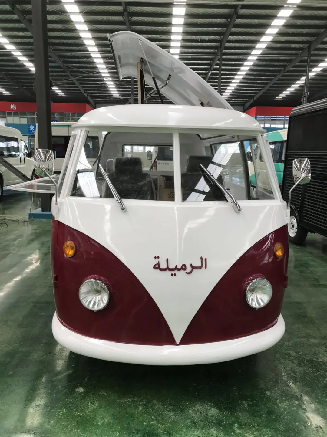 
Latest fiber glass mobile food truck with customized inside ice cream/hot dog food trailer mobile fast food truck 