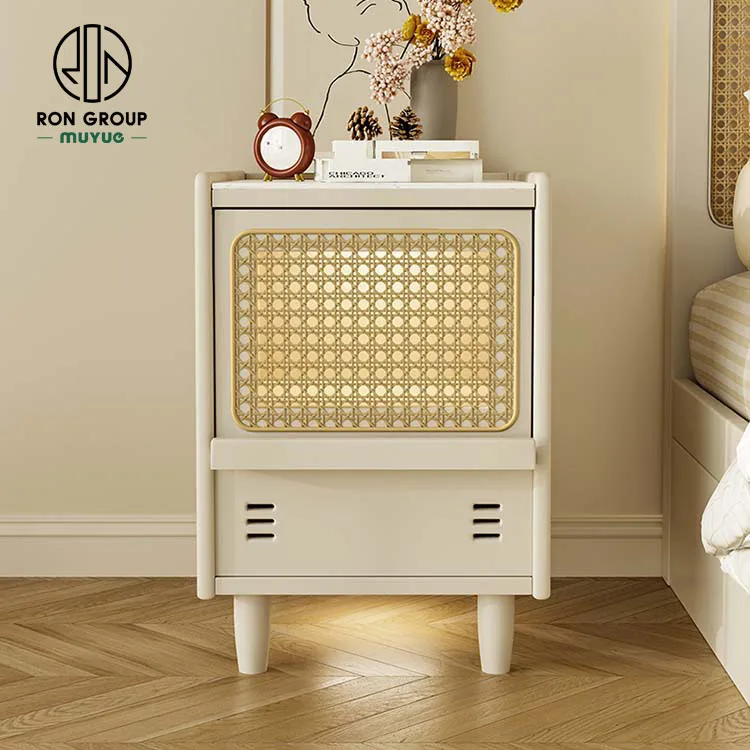 Современная дешевая гостиничная ротанговая дверь шкафа интеллектуальный прикроватный столик умные ночные столики из массива дерева с хранилищем оптовая