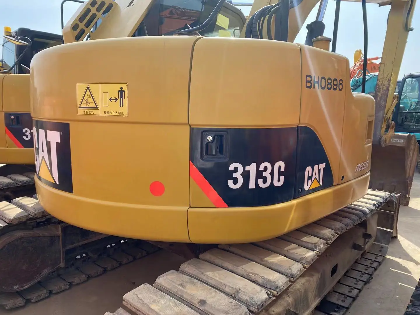 Japan Caterpillar excavator 13 tons used crawler excavator Cat 313 312 315 320 330 inventory machine cheap sale