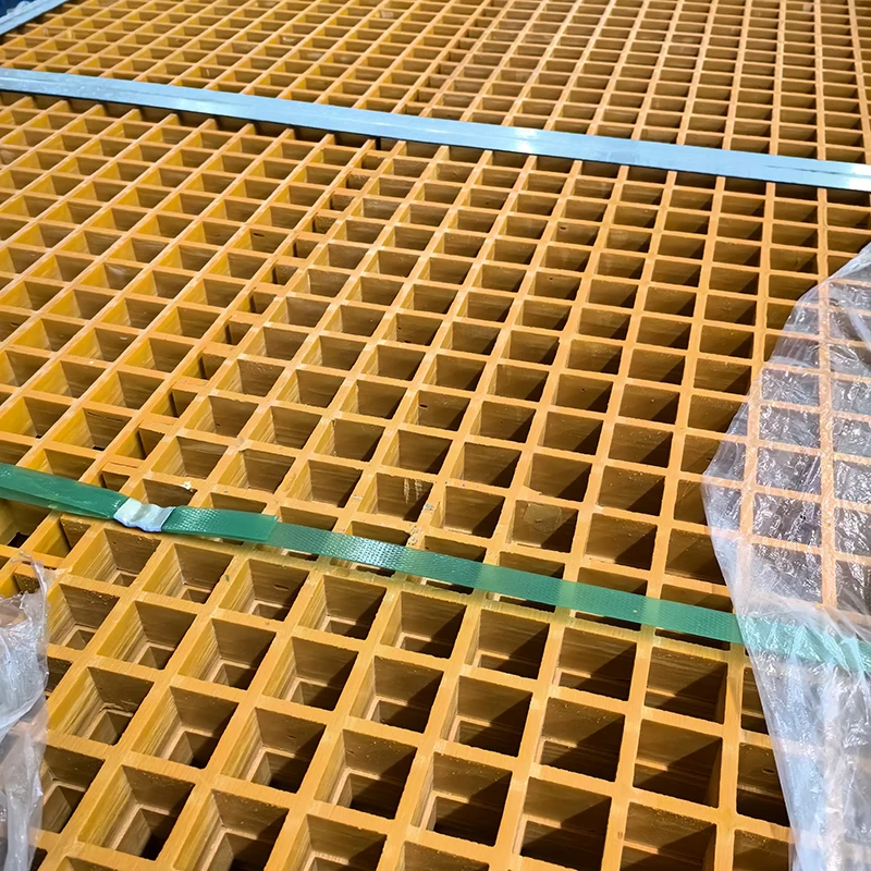 38*38*38 mm Car Wash Trench Drain Grating frp Drainage Grating Floor Panel fiberglass walkway grating