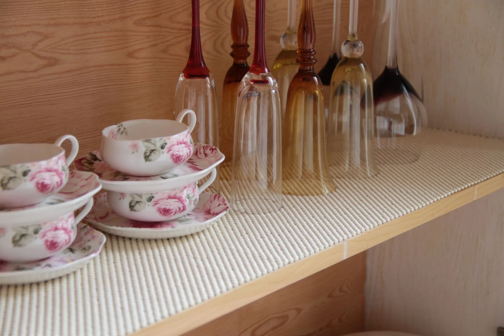 Anti-skid PVC Gripper Liner Rolls Shelf Liners for Kitchen