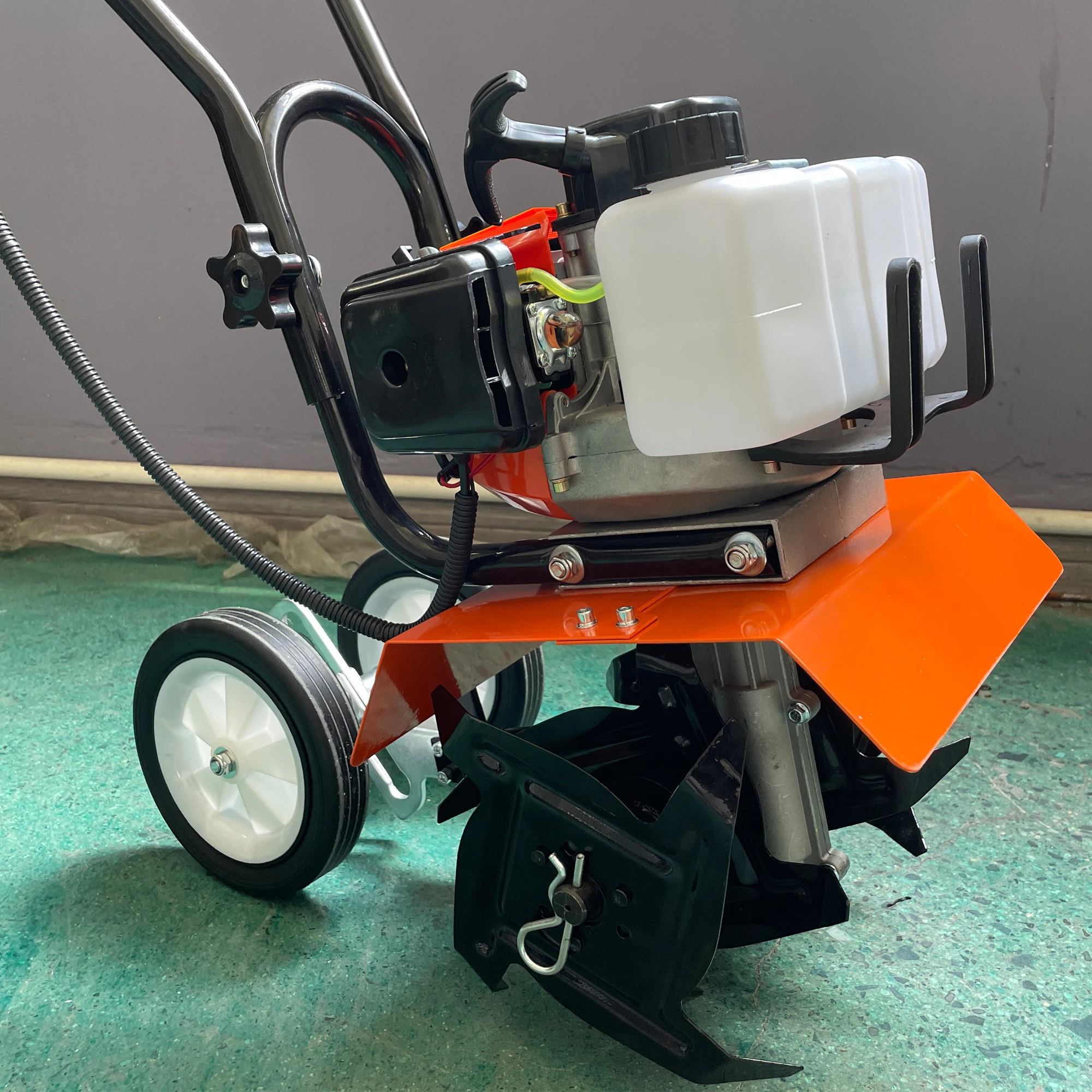 Factory Supply Professional 43CC Power Mini Tiller Lightweight Hand Push Garden Cultivators for Loosen Soil