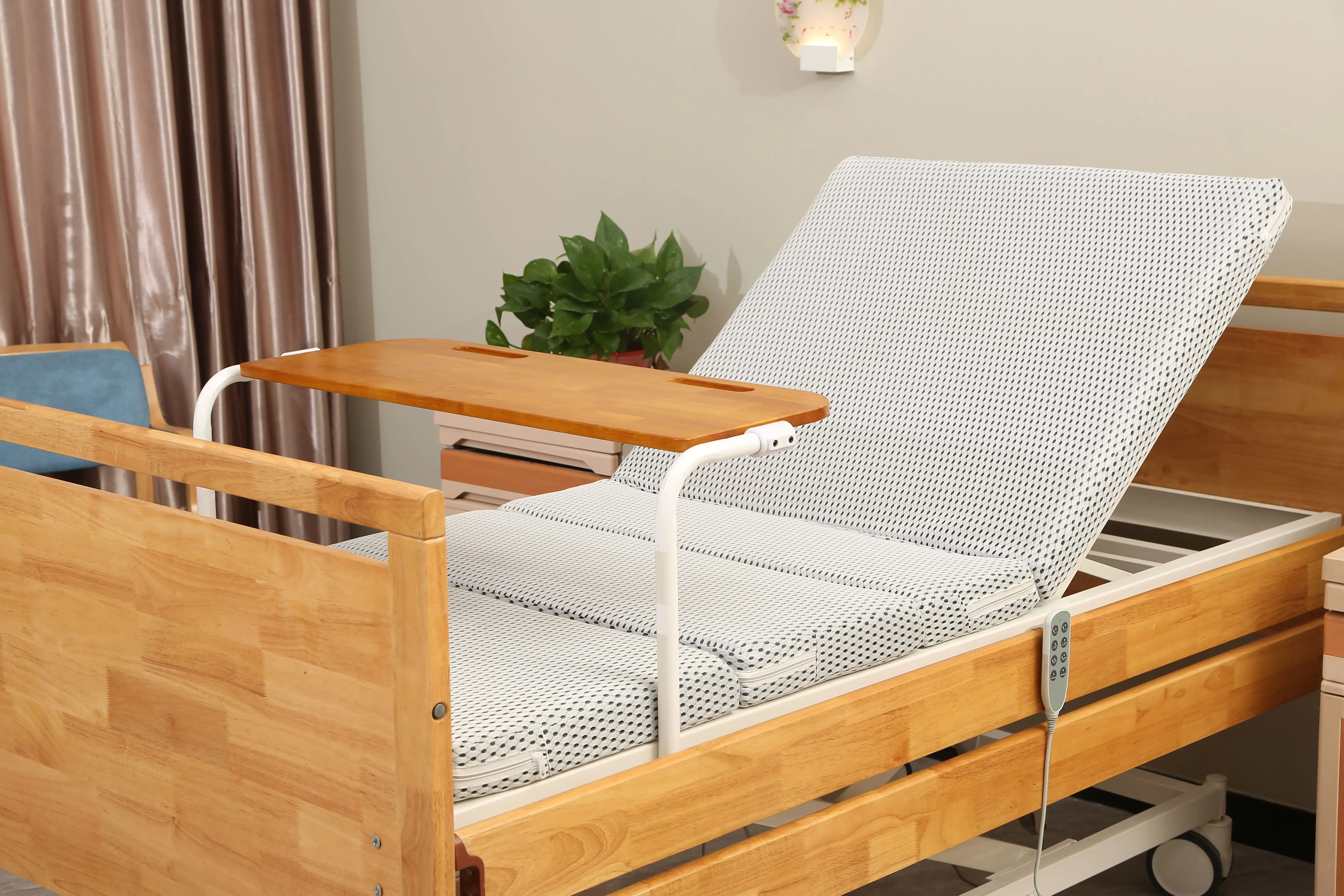 High Quality Multifunctional Solid Wood Electric Home Care Nursing Bed Aged Care Bed With Remote Control