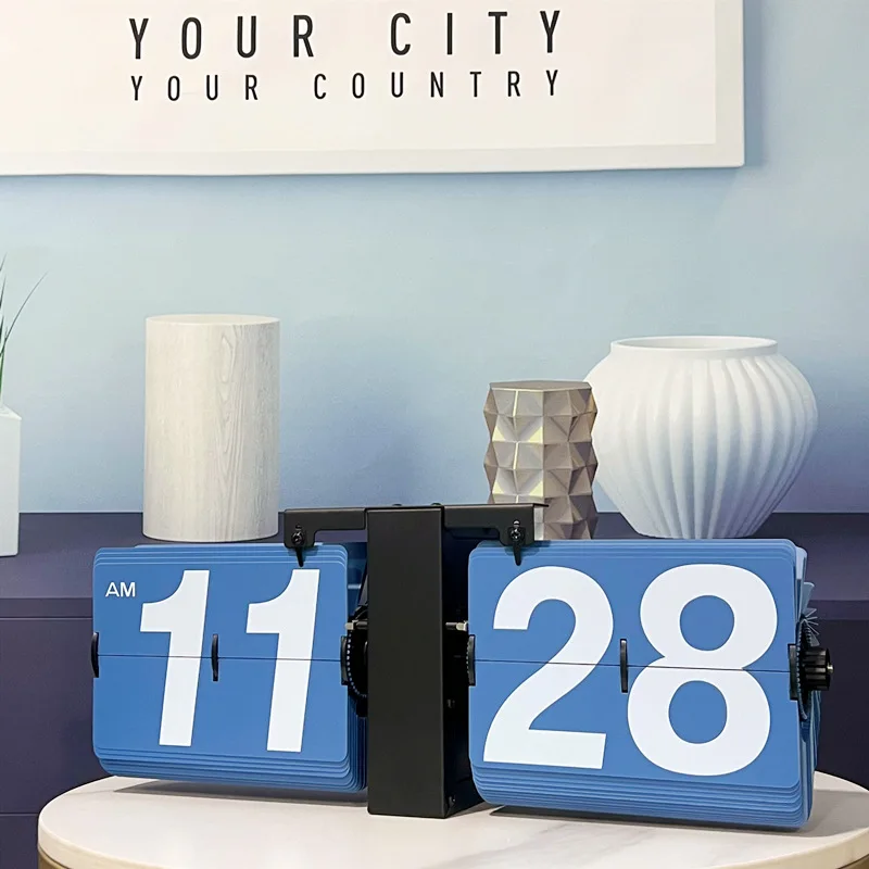 Wall-mounted flip clock automatic flip electronic clock home quartz clock internal gear operation
