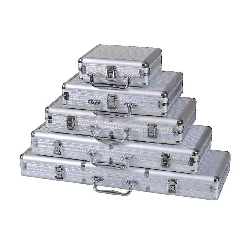 Custom Poker Chips Set 500 Chips Cards Dice Dealer Button Rolling Aluminum Case Professional Casino Supplies Kits Holders