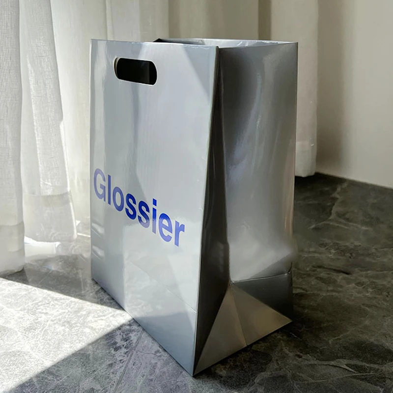 Custom Brand Logo Design Luxury Clothing Retail Promotion Paper Bag with Handle Cake Room Packaging Underwear Gift Shopping