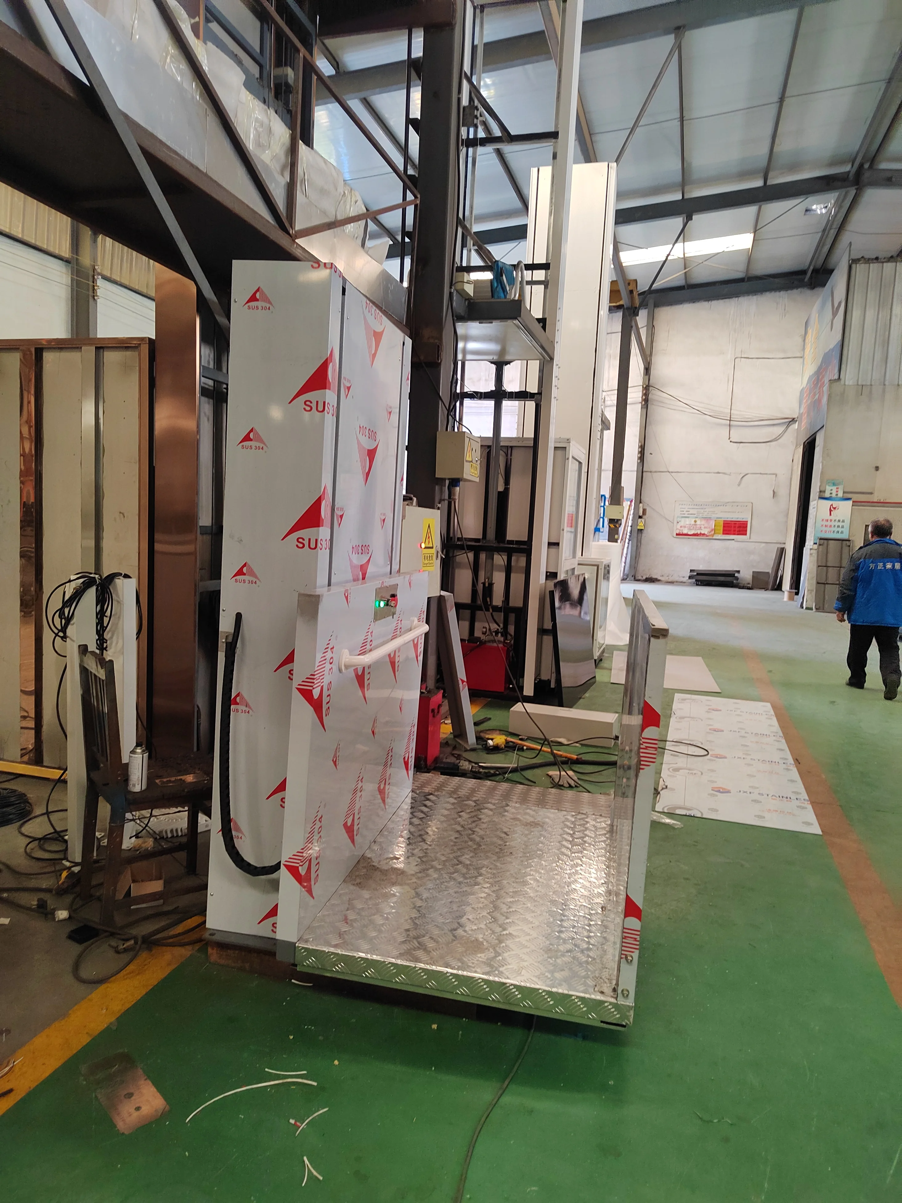 Domestic Elderly Electric Door Motor Personal Staff Elevator disabled Person  Lift Stair Two Floor Home Elevator