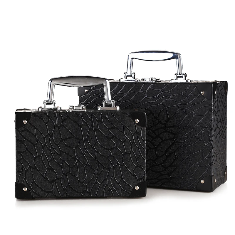 2022 Fashion Beautiful Gig Capacity Makeup Case Leather Travelling Pouch Women Cosmetic Bag