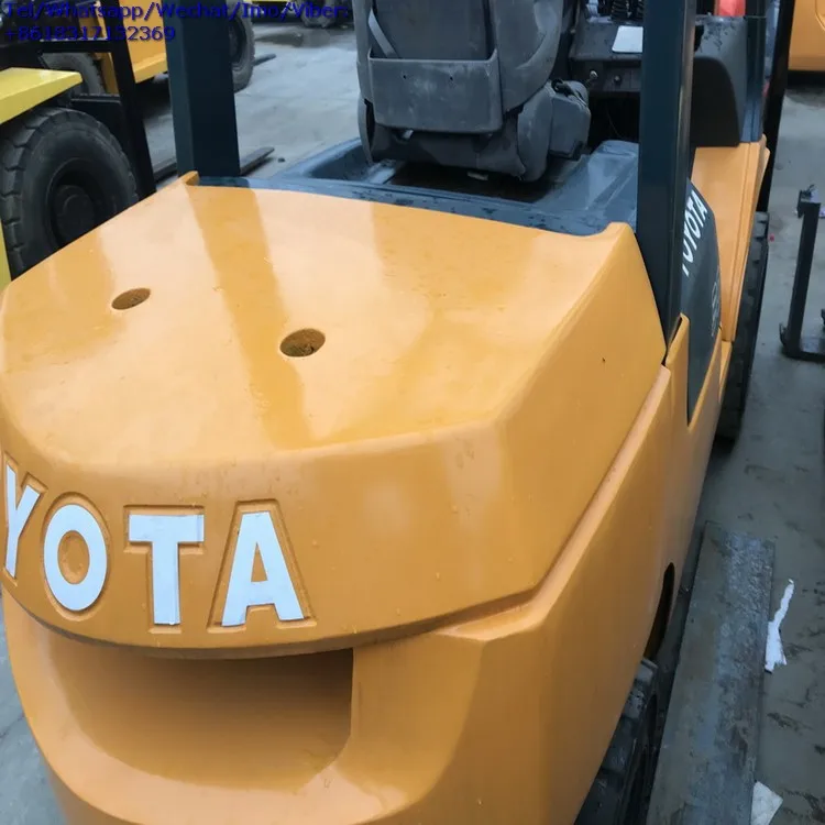 Cheap Price Used TOYOTA FD30 3 ton Forklift With 3 Stages Mast