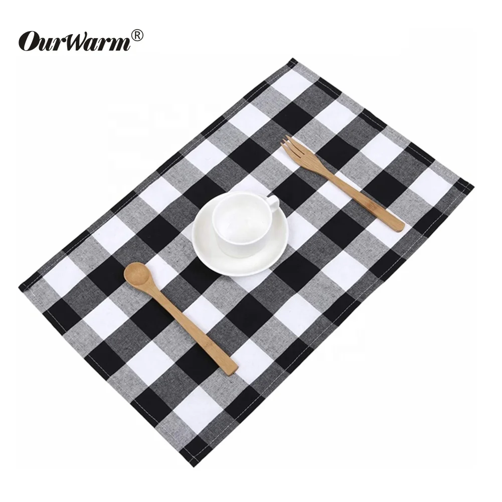 AYTAI Wholesale 2pcs Waterproof Christmas Decoration Table Mats Placemat For Home Dinner