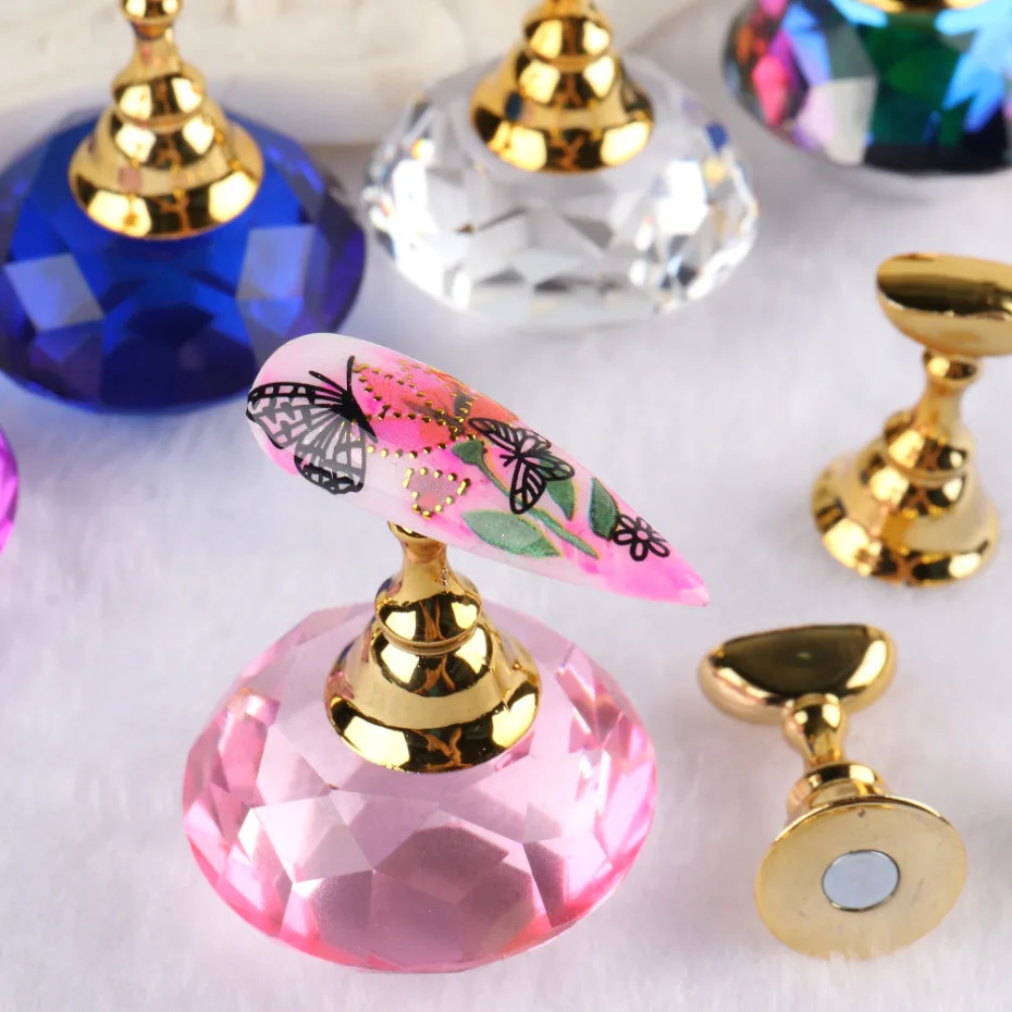 
Popular Acrylic Crystal Diamond Magnetic Nail Art Tip Holder Display Stand 