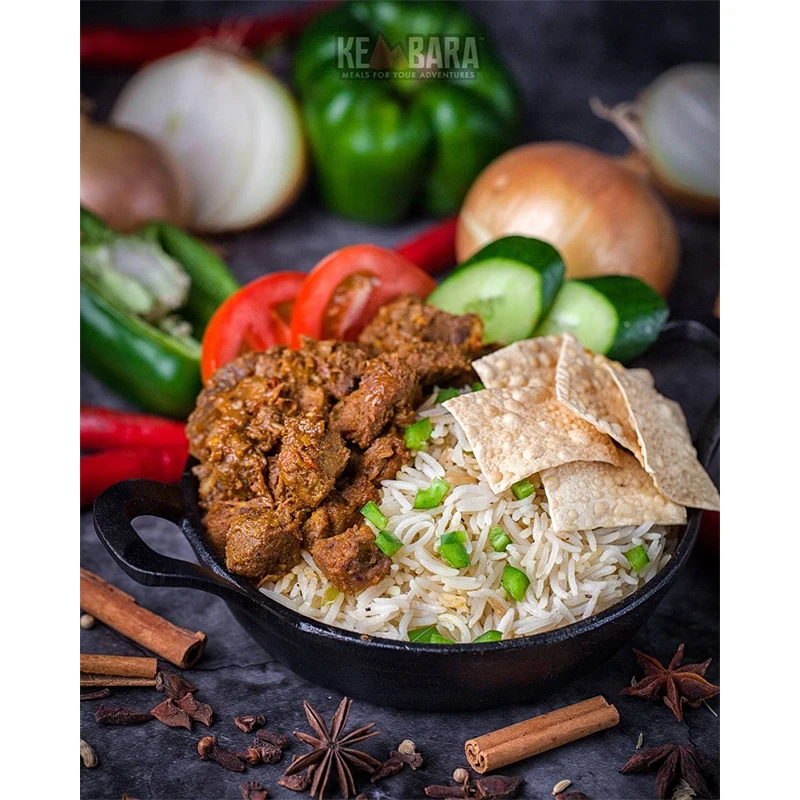 Easy to Prepare Arabic Food HALAL No Preservatives Beef Rendang With Pilaf Rice Made of Natural Ingredients Kembara Meals