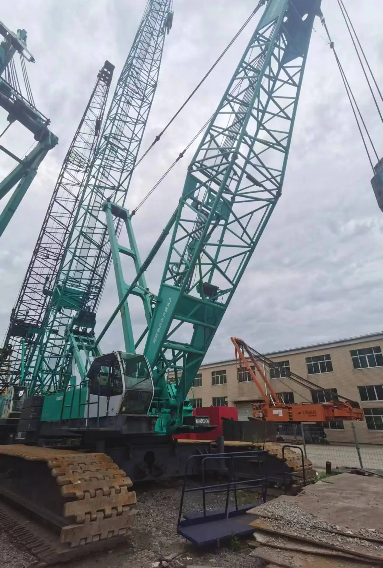 Used 250 Ton Kobelco Crawler Crane Kobelco CKE2500 Crawler Crane for sale