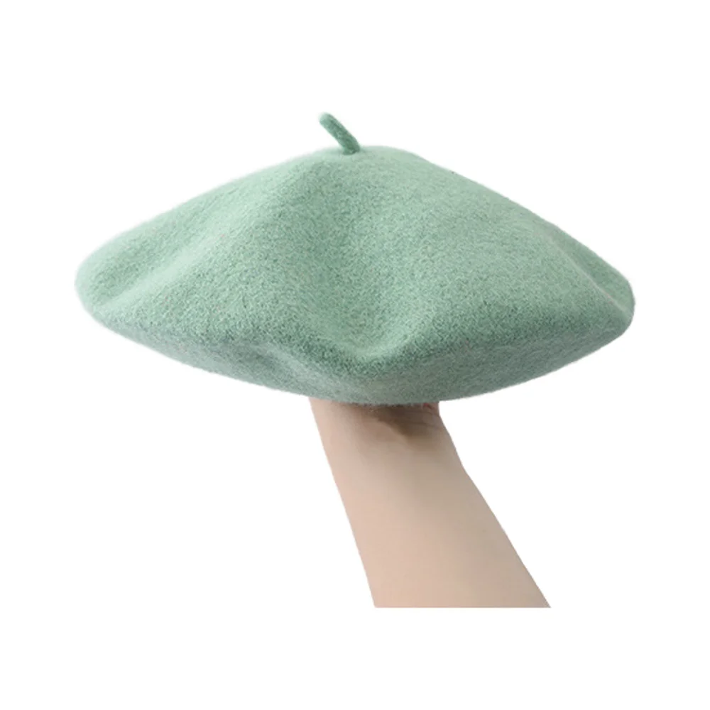 Женские береты из мягкой шерсти