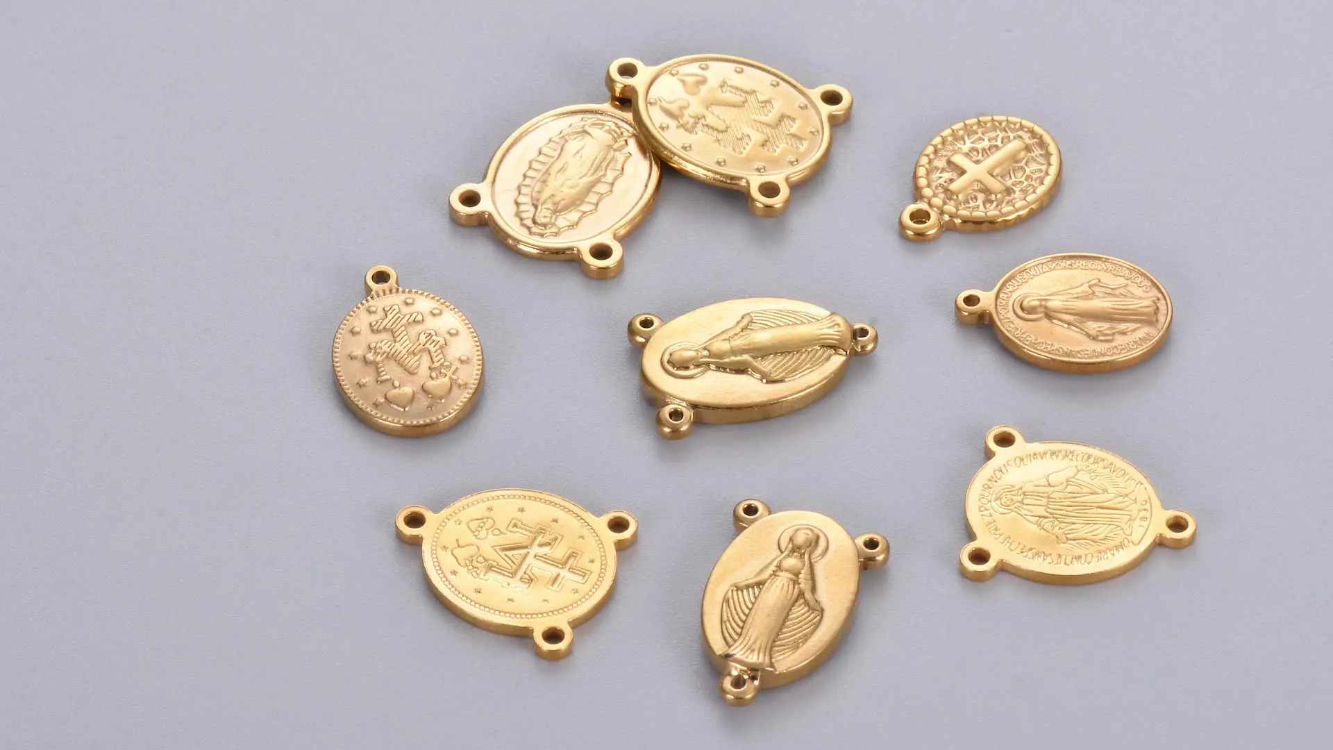 Oval stainless steel Virgin Mary pendant jewelry accessories three loops double-sided pattern religious belief pendant