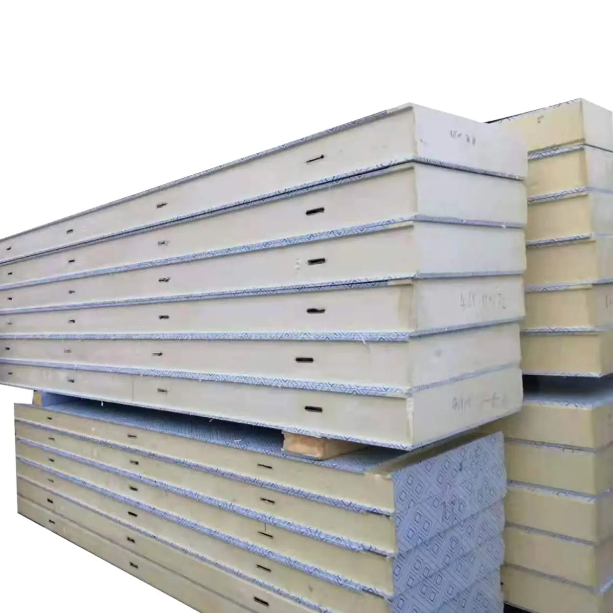Yinghe China factory wholesale good price insulated polyurethane sandwich panel for ceiling and wall pu foam decoration board