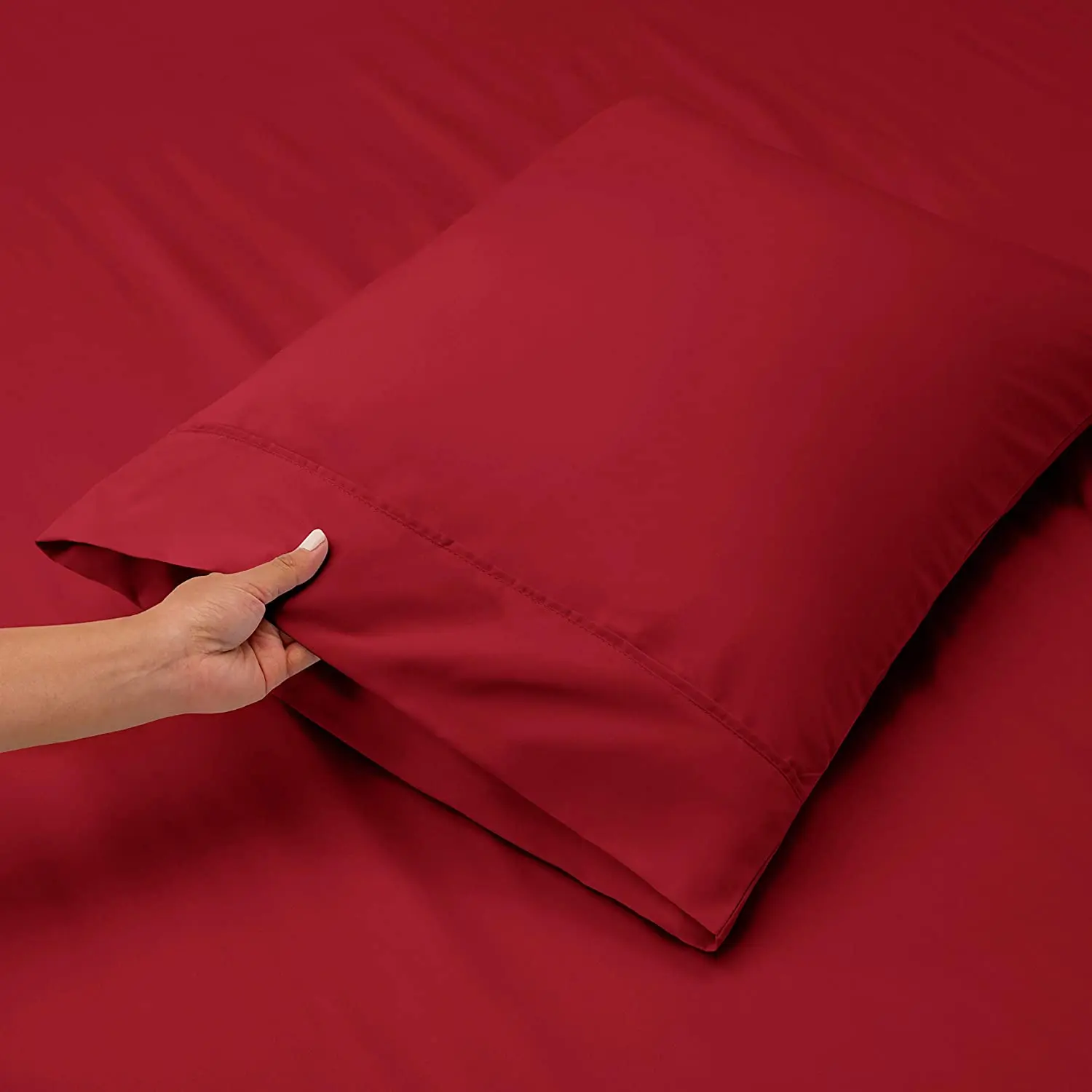 Newest bed sheet 75gsm brushed microfiber bedding set for bedroom for Red color