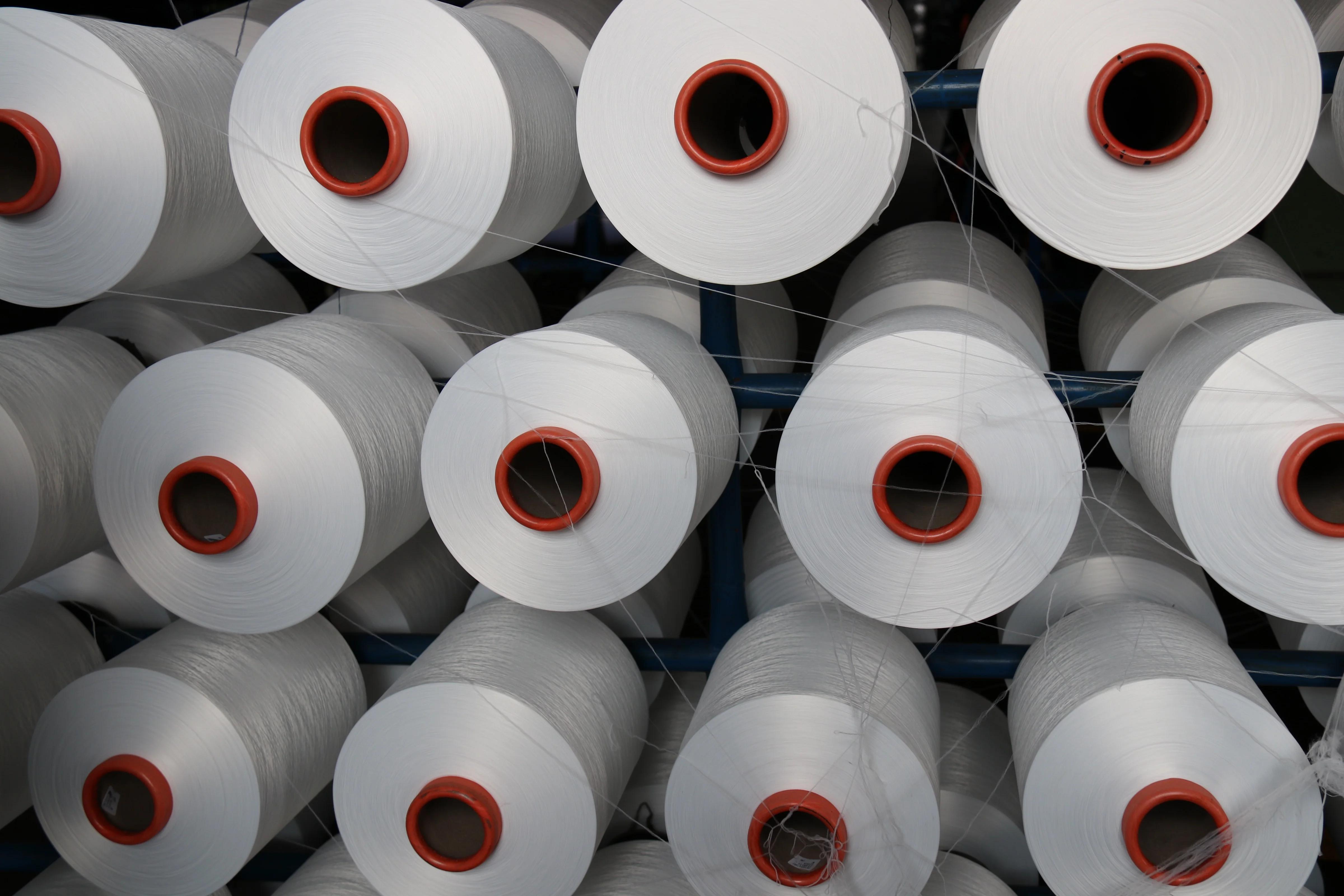 Wholesale Dope Dyed 100% Polyester DTY 75D/36F SIM SD China Supplier Polyester Yarn