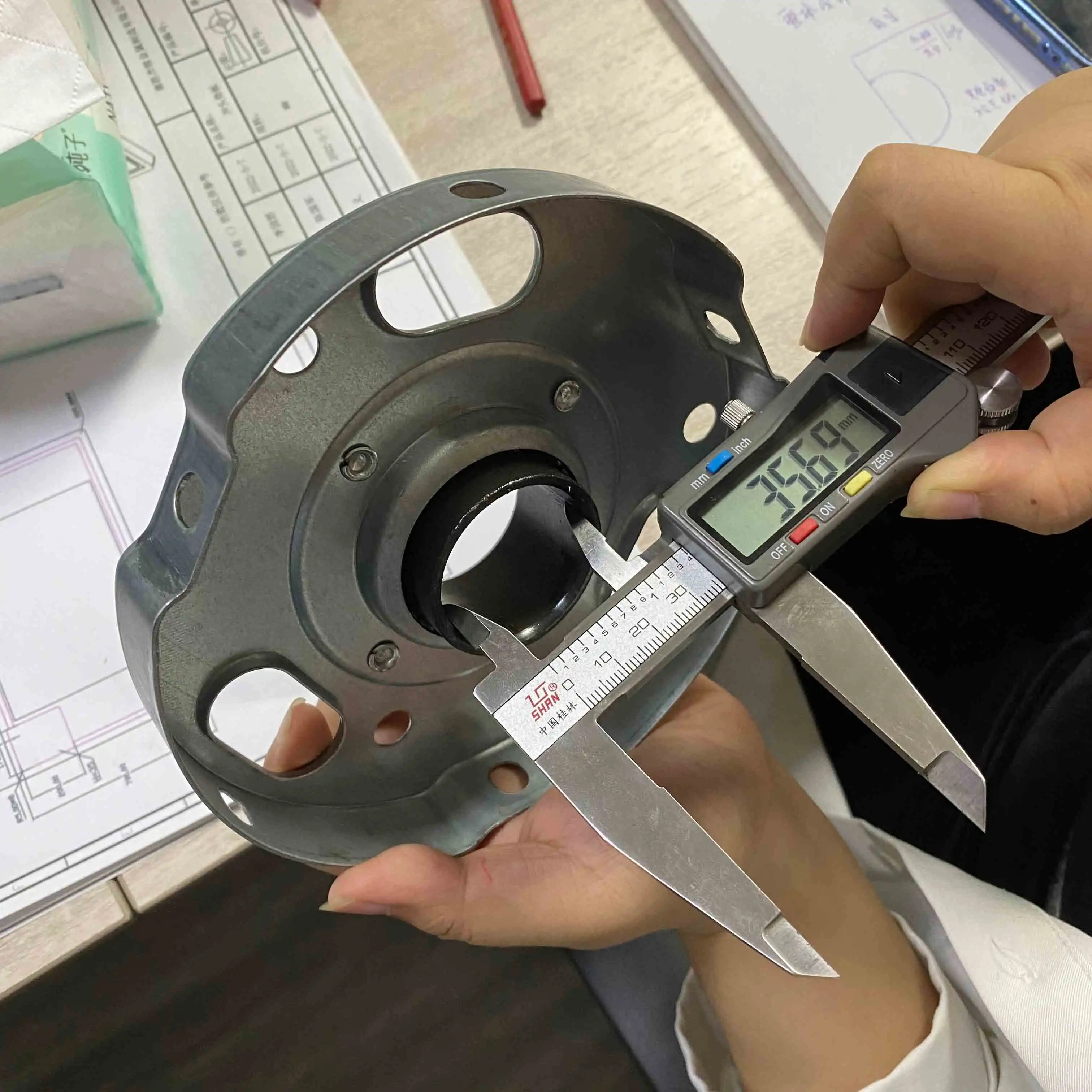 Rolling door flywheel 150mm/35mm galvanize roll up door pulley