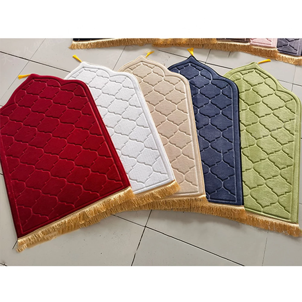 Islamic Ramadan Soft Velvet memory foam prayer rugs Non Slip Thick Sejadah luxury padded prayer mat