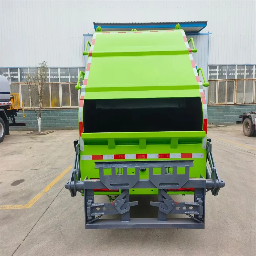 Waste Disposal Garbage Truck 4*2 small compactor garbage truck For Sale