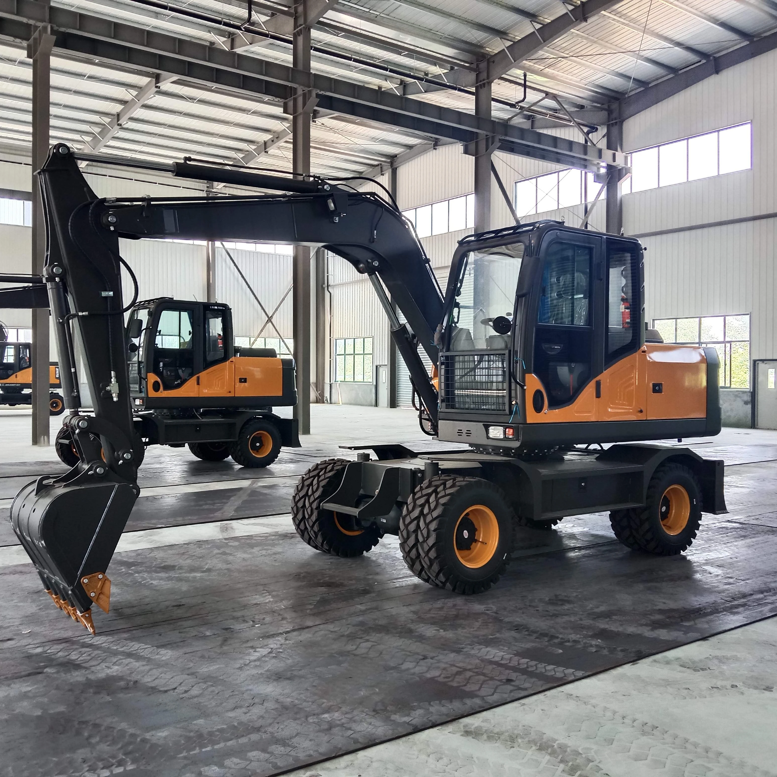 7.5 tones wheel excavator  brand new cheap  chinese brand